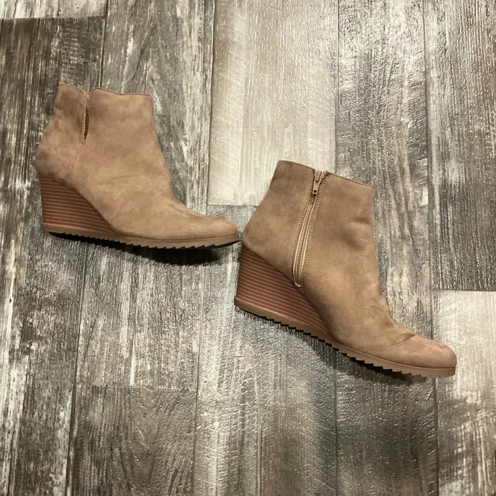 Style & Co. Tan Wedge Ankle Boots Size 11 - Image 7