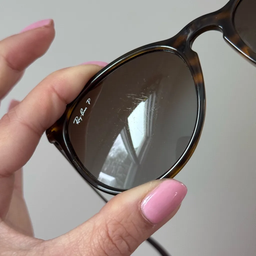 Ray-Ban Erica polarized Classic Brown Sunglasses - Image 6