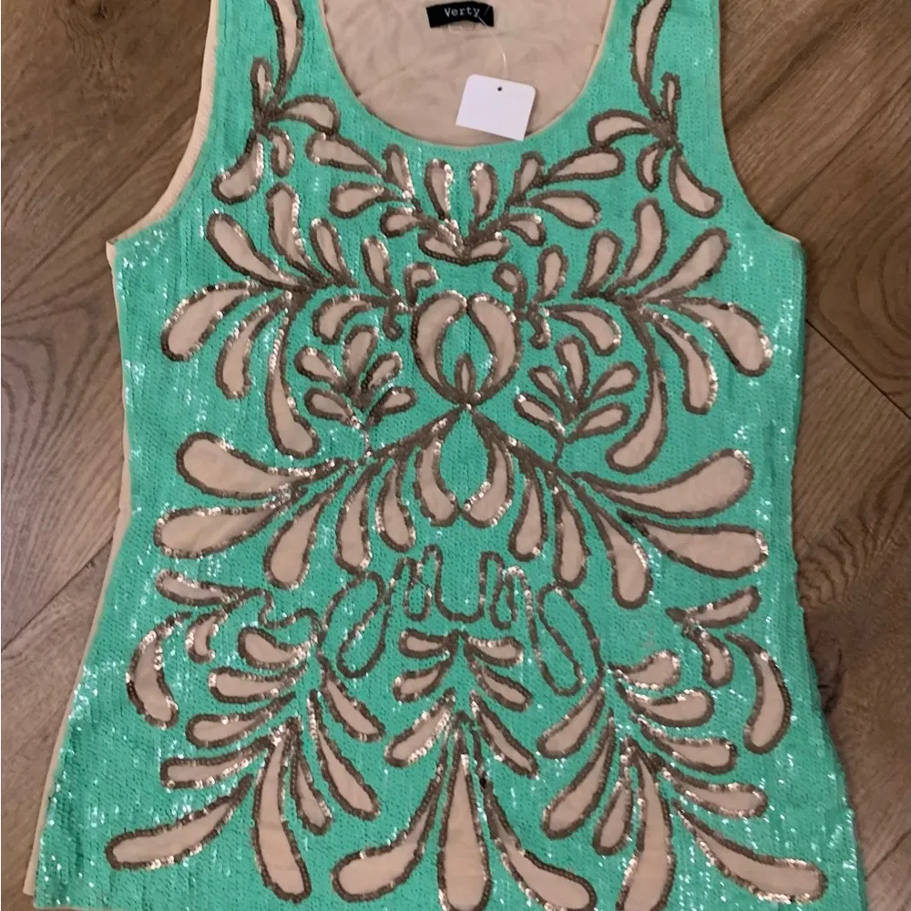 Verty Mint green skirt set - Image 2