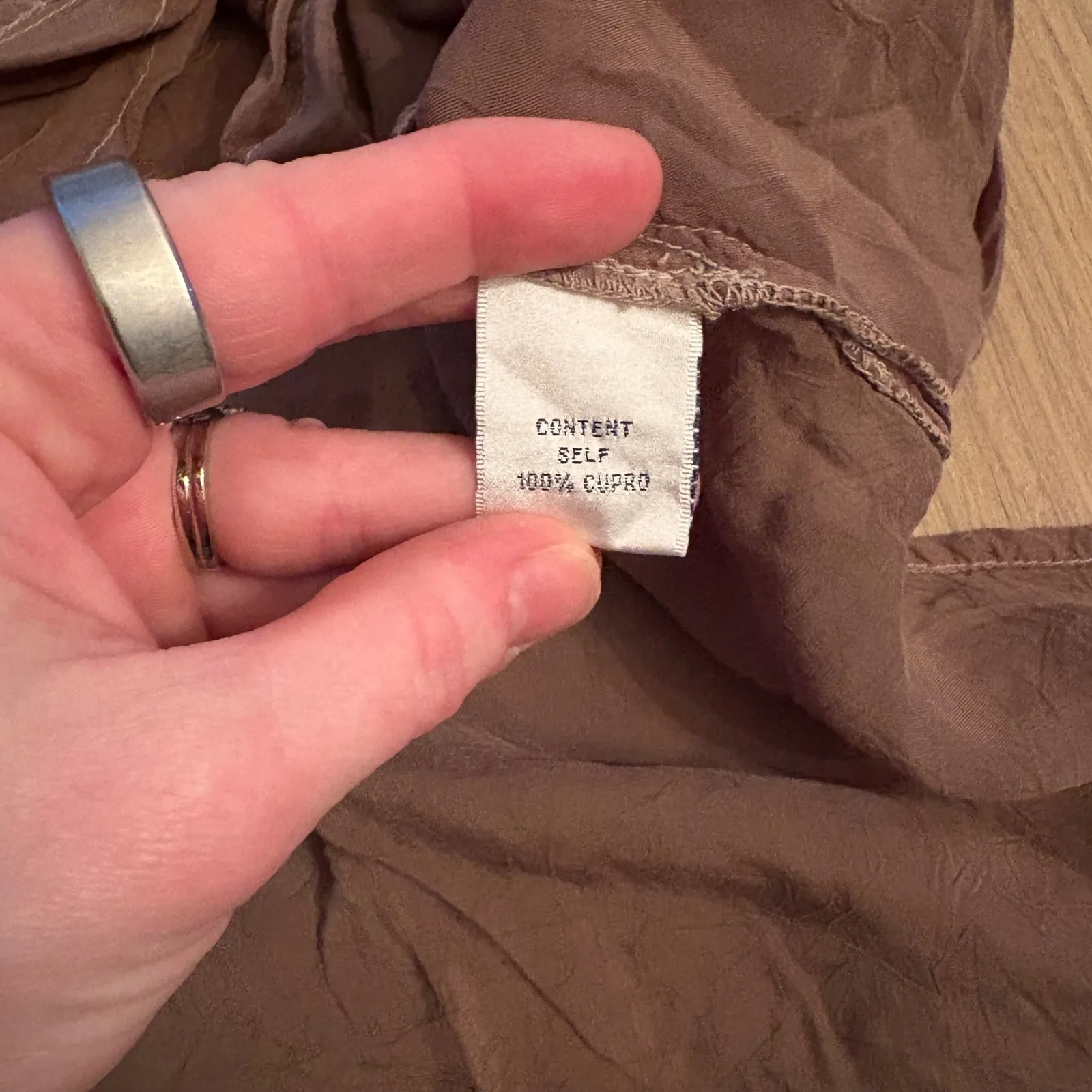 Maven West NWT Cargo Green Silky Cupro Button Down Shirt Tie Front Size Medium - Image 8