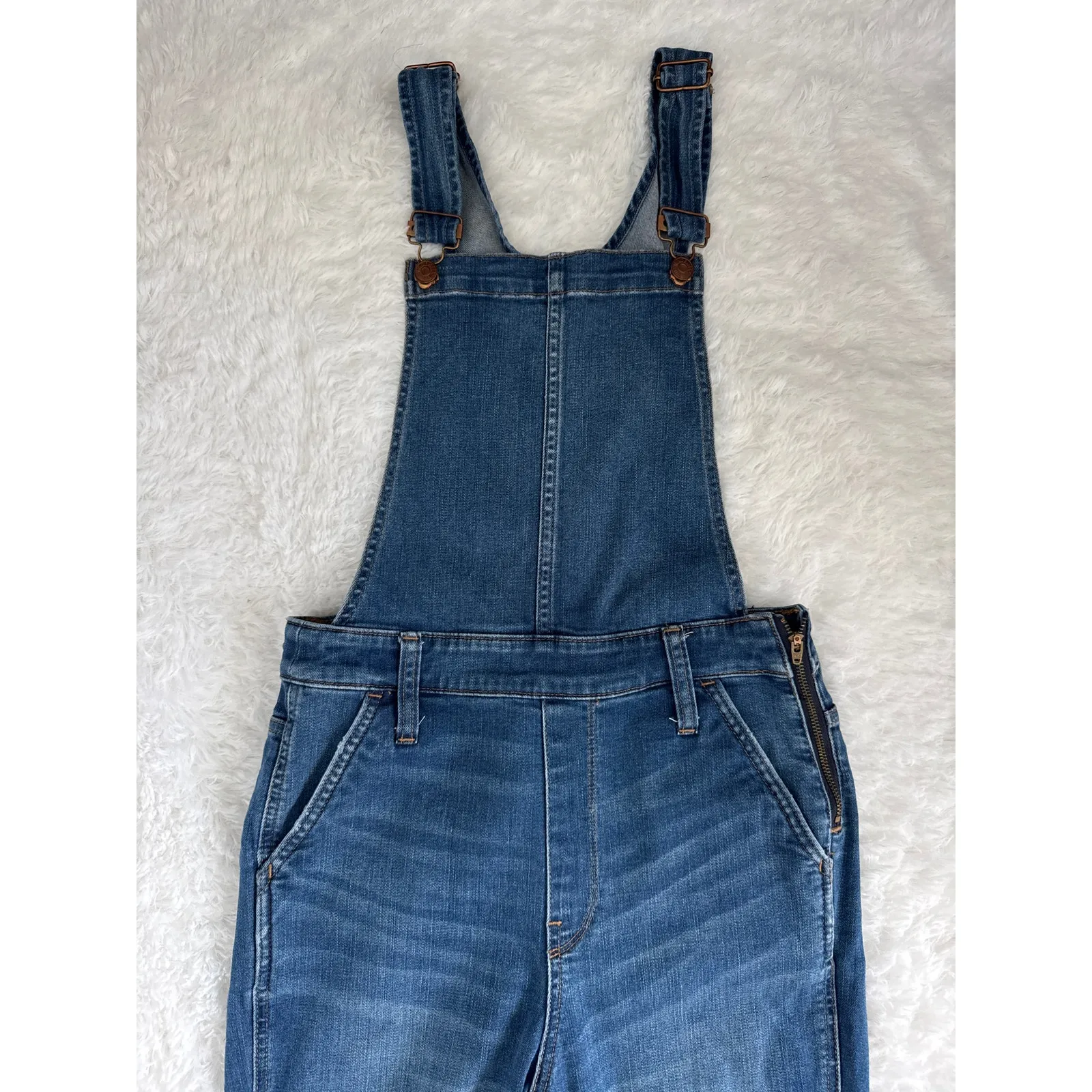 Madewell Denim Overalls Medium Wash Distressed Knees size ziper  Medium - Image 2