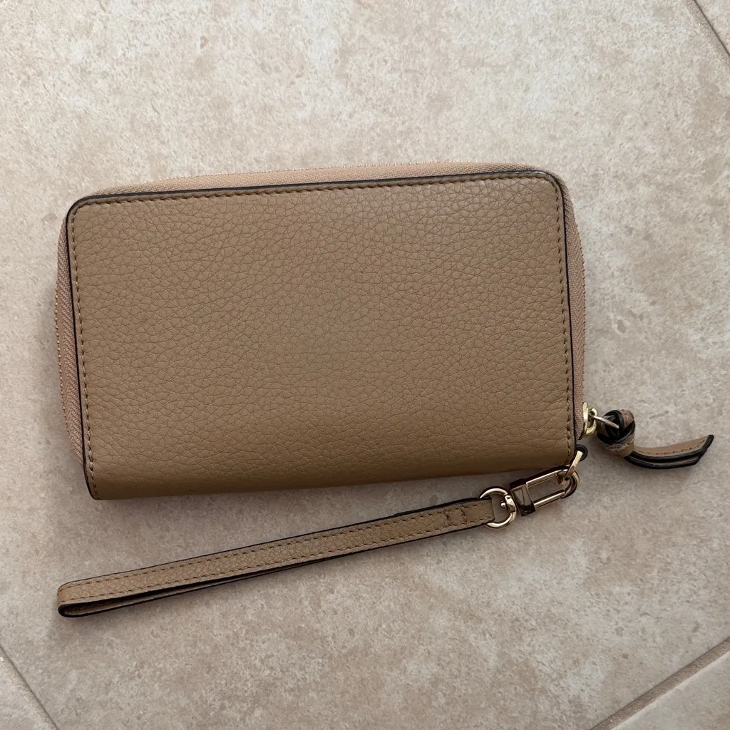 Tory Burch Tan Leather Wristlet Logo Wallet - Image 2
