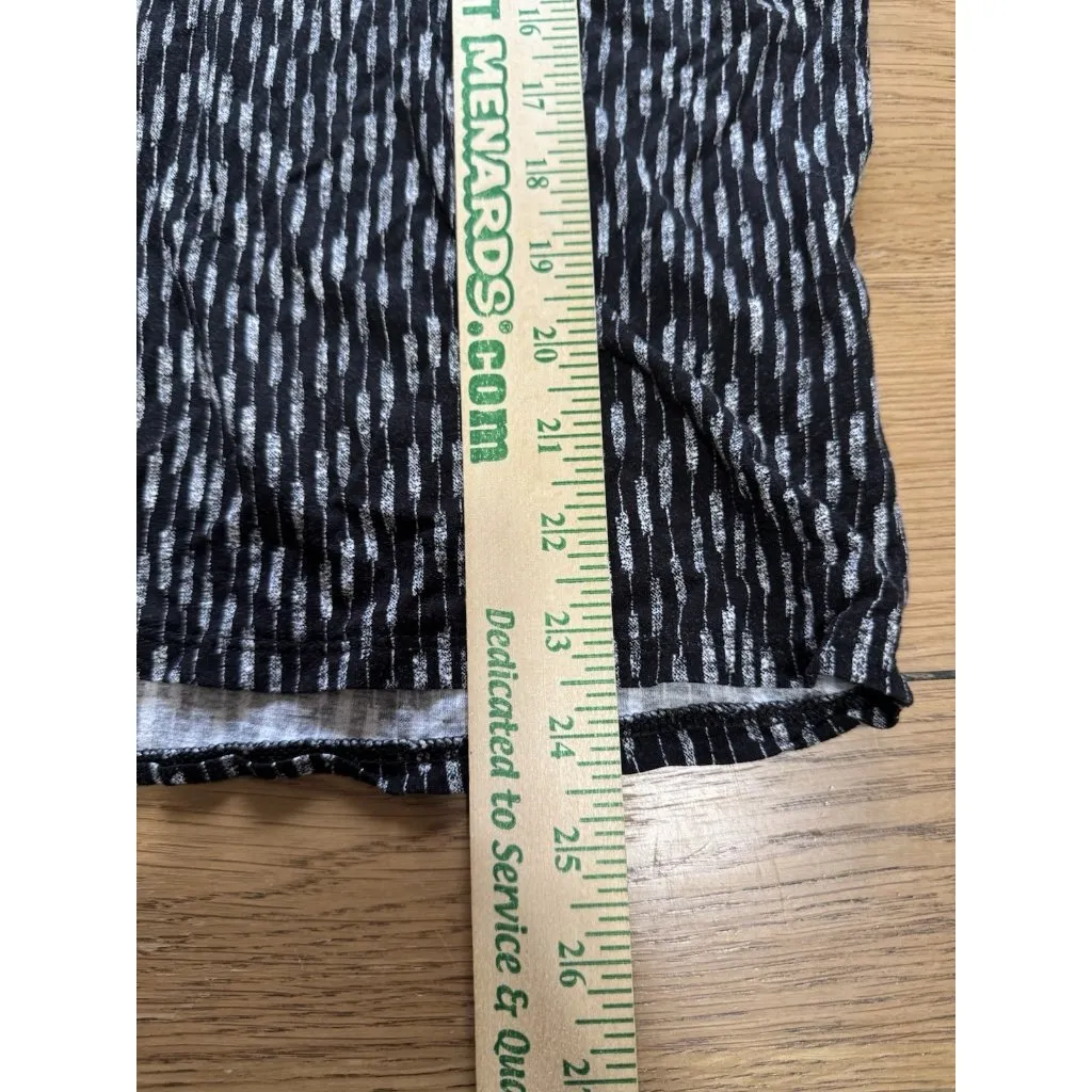 Old Navy Black & White Short Sleeve‎ Women Shirt Size XXL Casual Preppy Comfort - Image 4