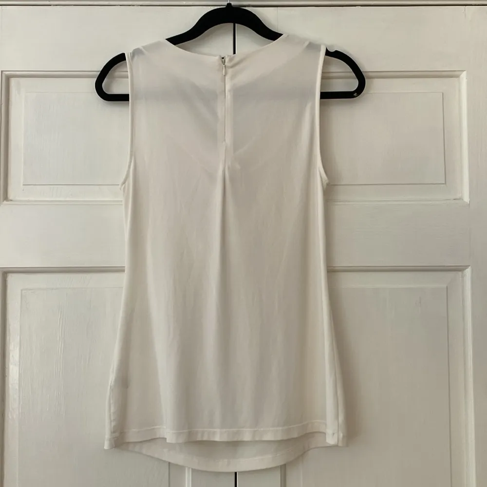 Banana Republic Sleeveless Cowl Blouse White Size Small Shirt‎ Top Work Dressy - Image 3