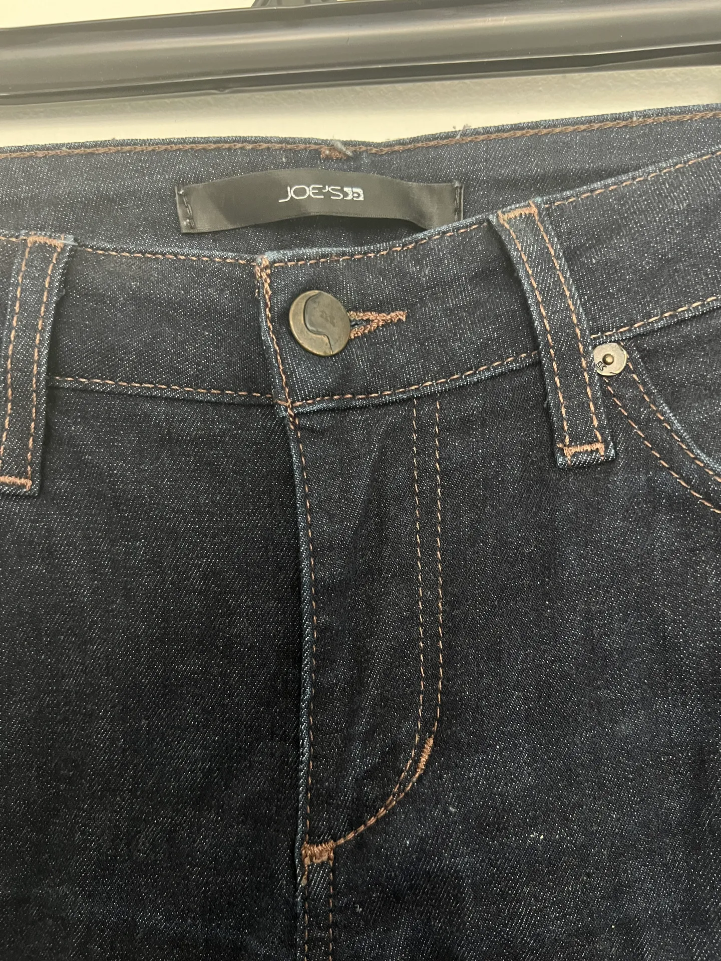 Joe’s Jeans Dark Denim Size 27 - Image 3