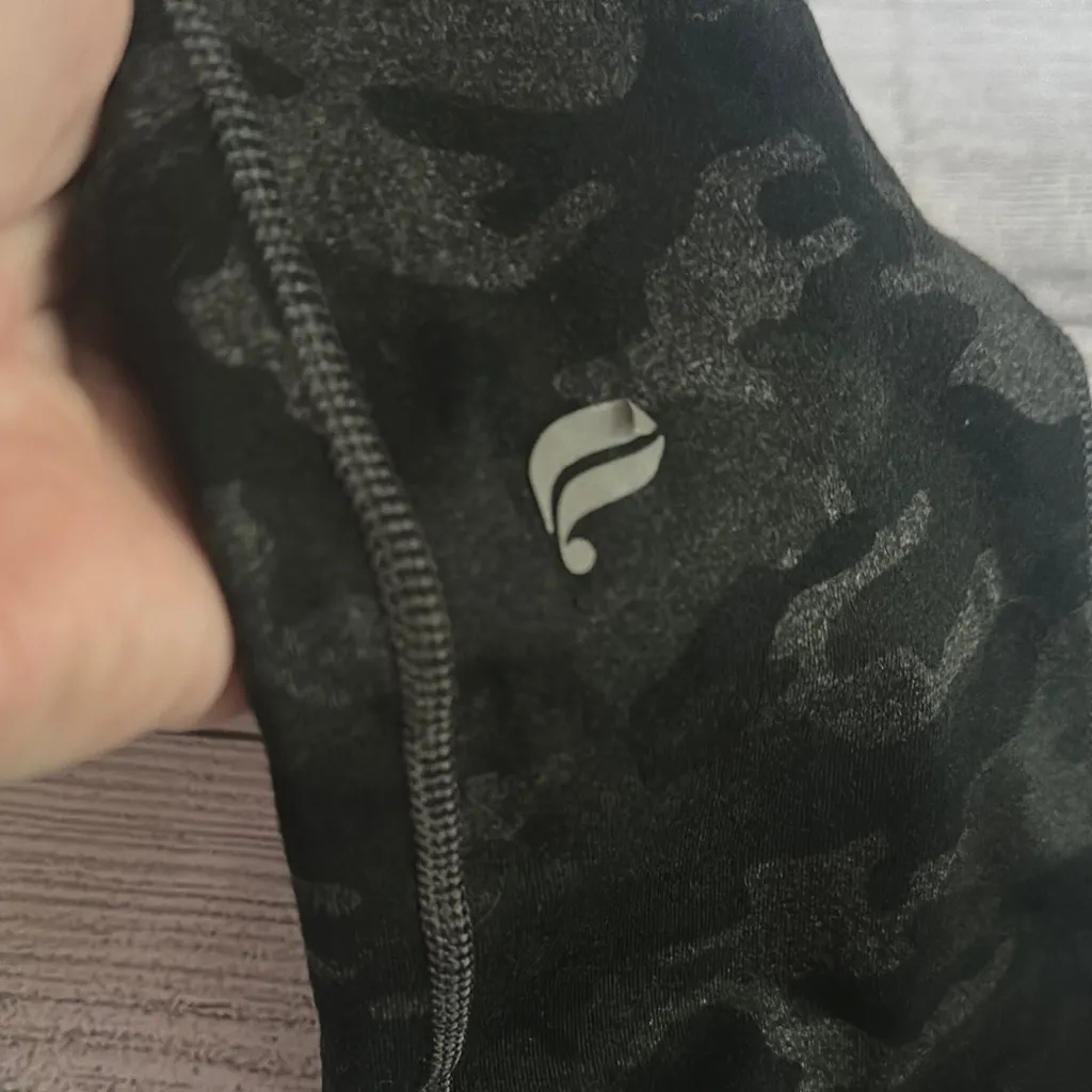 Fabletics‎ Powerhold High Waisted Camo Full Length Leggings | Medium - Image 7