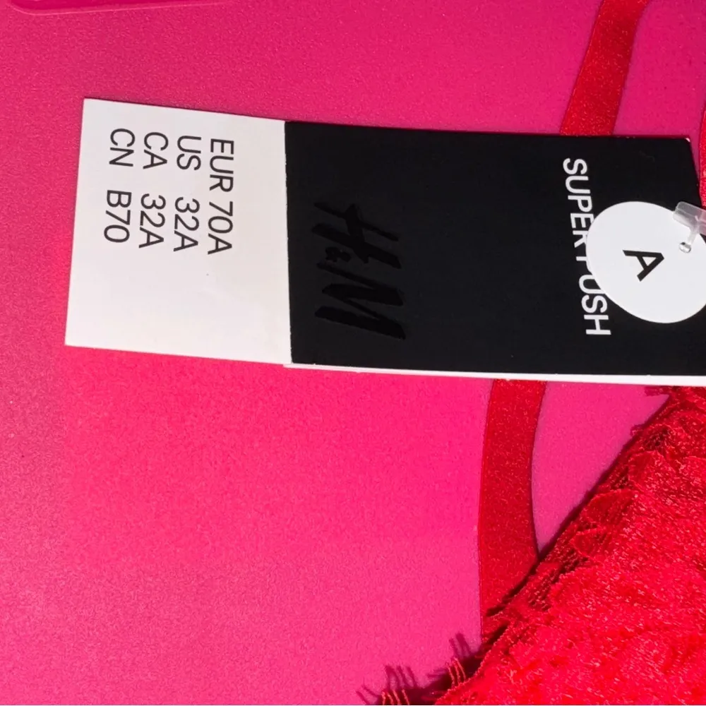 H&M Red Super Push Up Lace Bra - Image 4