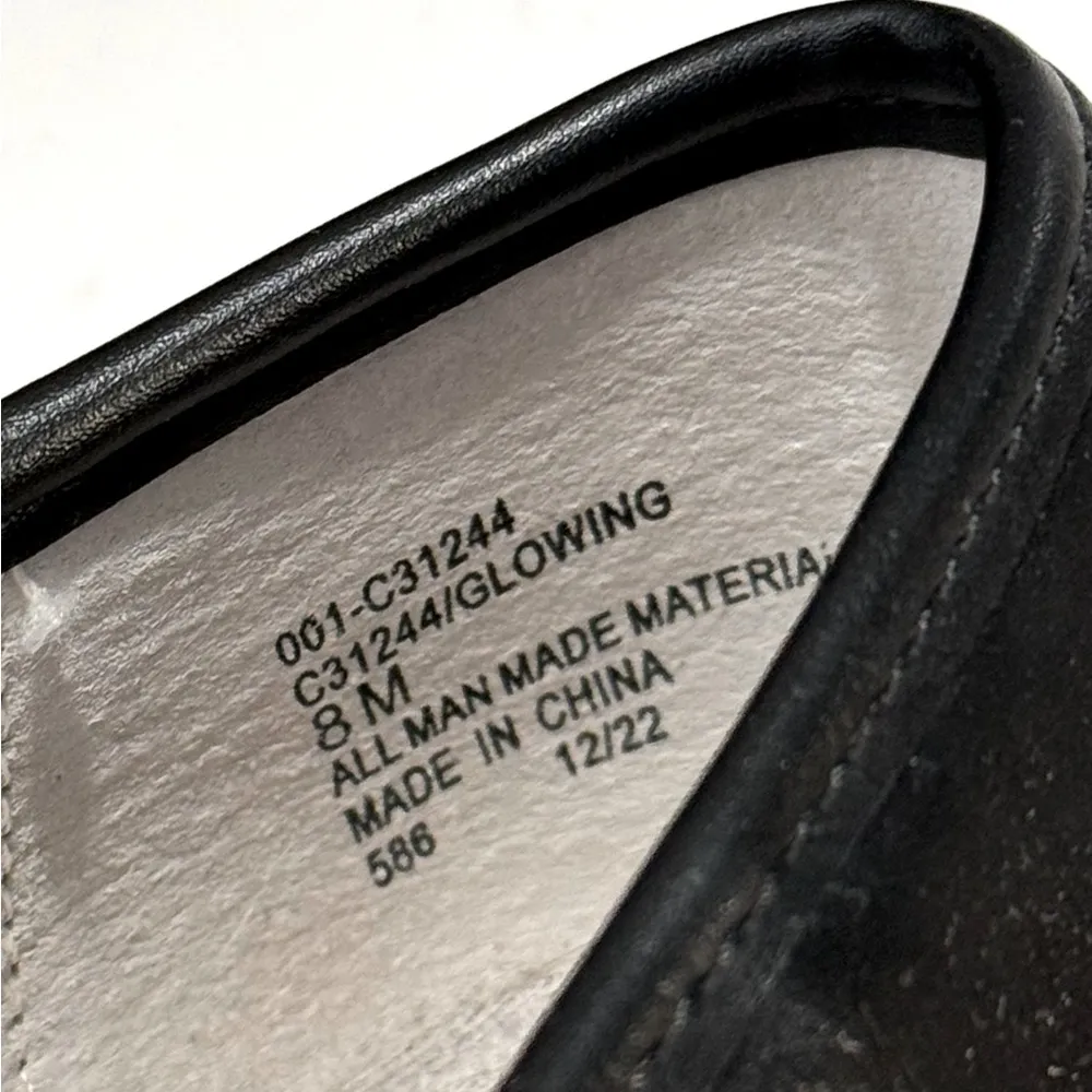 CLIFFS (By White Mountain) Glowing Loafer Black w Silver Horse Bit Ornament - Image 9