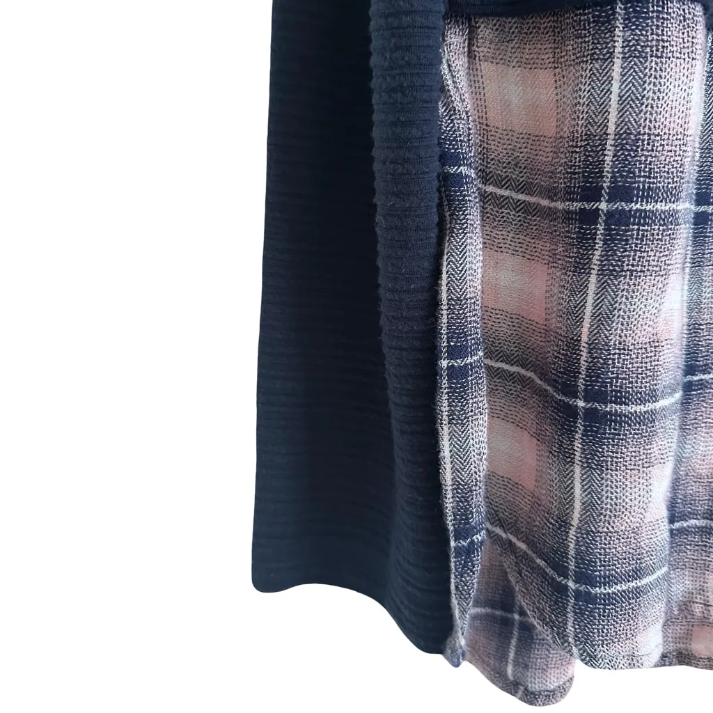 Romeo & Juliet Couture "Peek-A-Boo" Navy Textured Sweater with Plaid Panel - Image 6