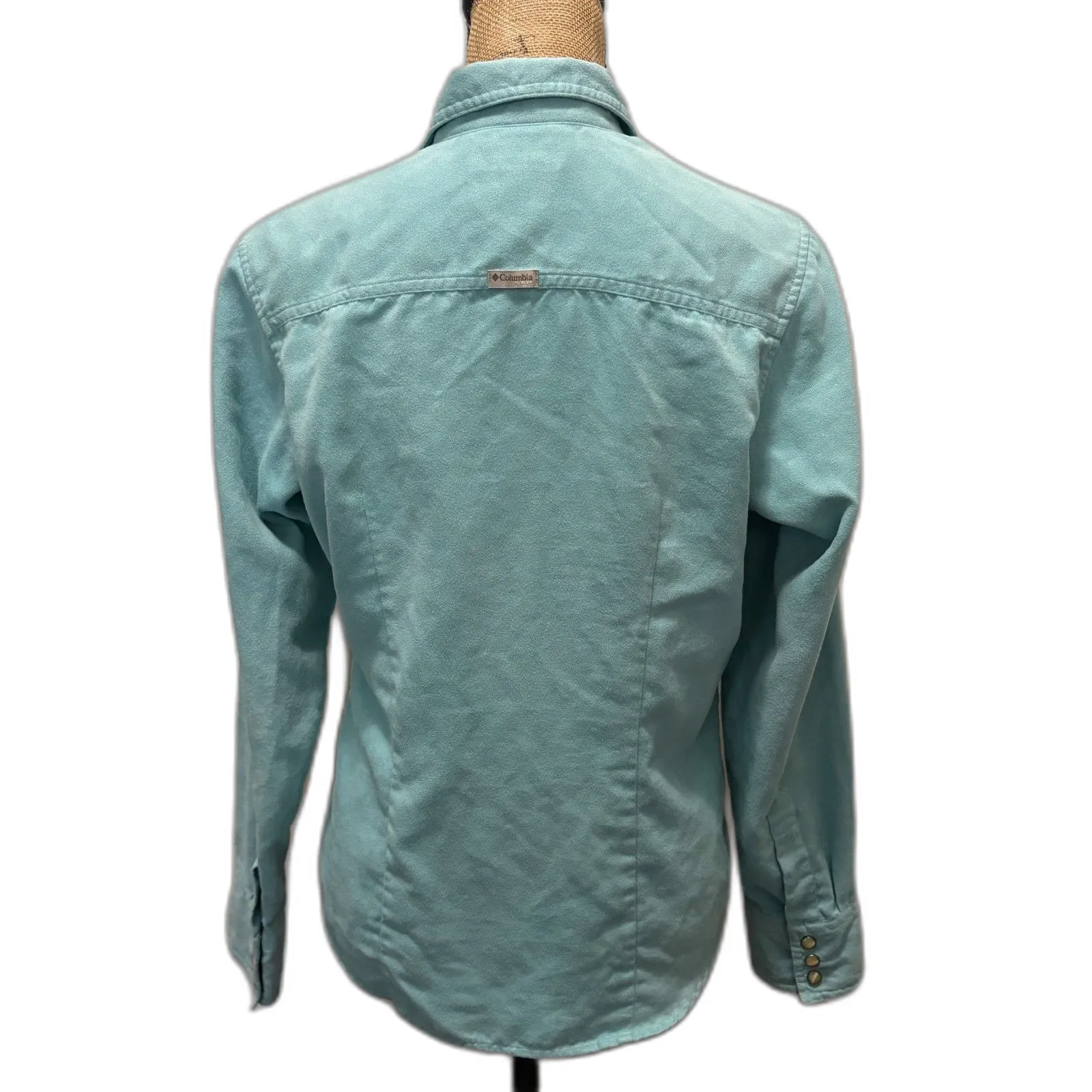 Columbia Women’s Turquoise Faux Suede Pearl Snap Outdoor Shirt Size‎ Medium - Image 3