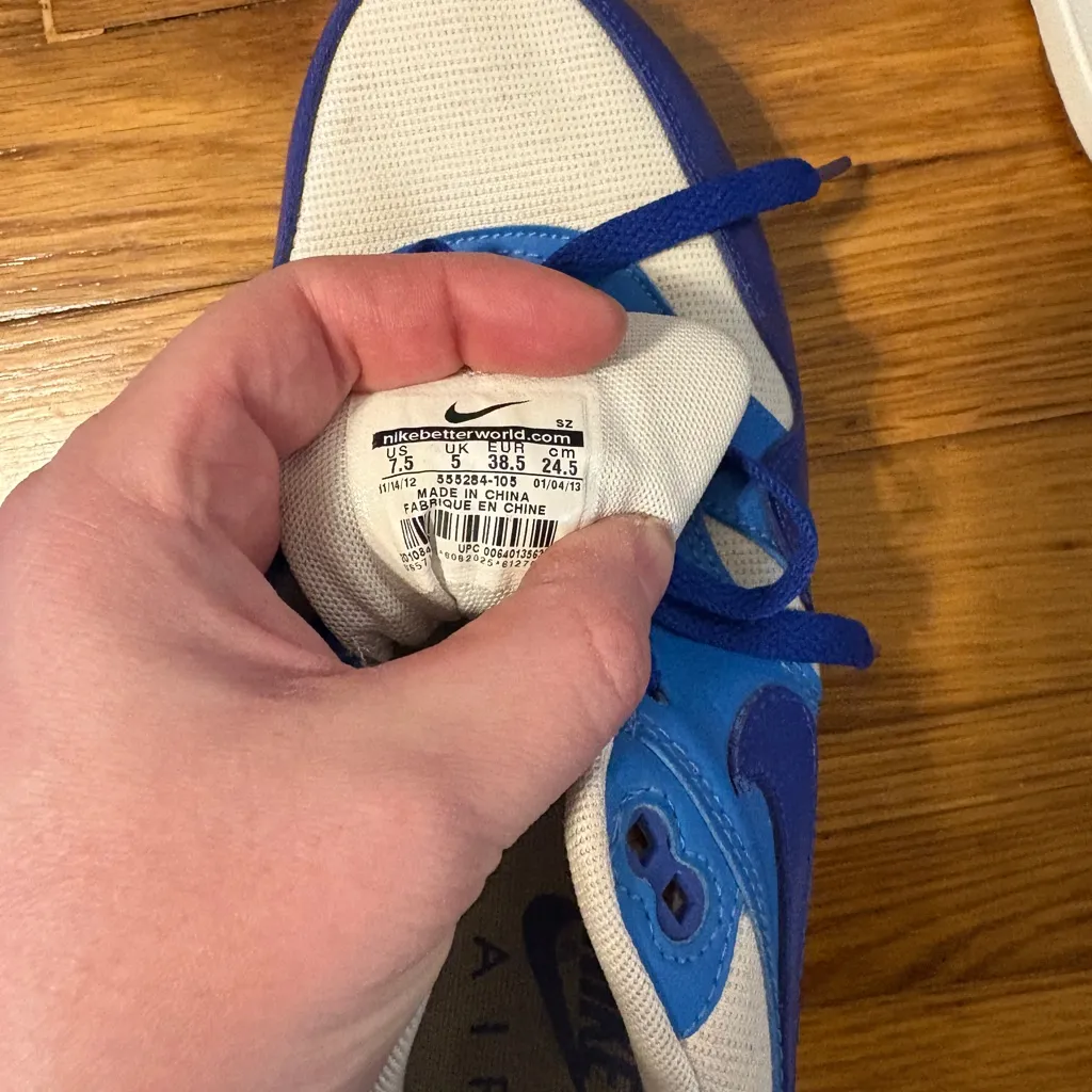 Nike Air Max 1 VTG Sneakers 7.5 Women Retro Cushion Athleisure Walking 555284 - Image 3