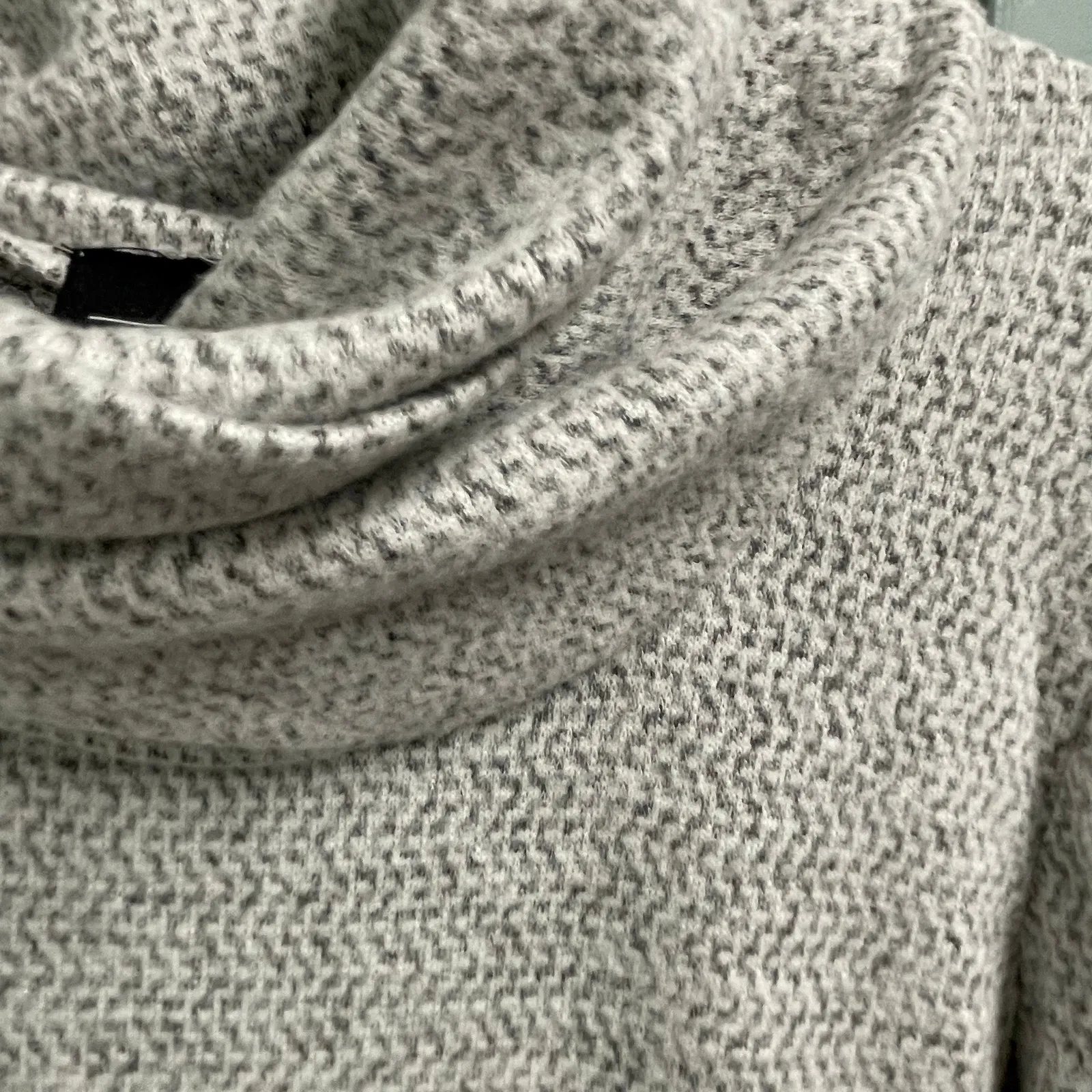 AGB Cowl Neck Sweater Knit Dress Womens Medium Gray NEW Pockets Cozy Minimalist - Image 2