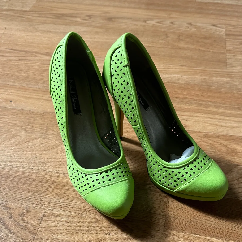 Michael Antonio  Lime Green Heels - Image 6