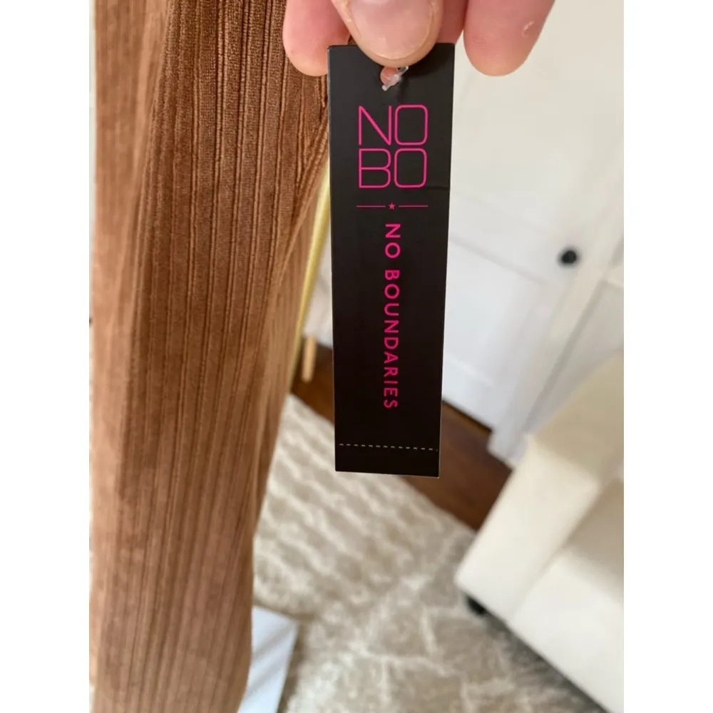 NWTs Bodycon Zip-up Mini Dress Dark Academia Streetwear Downtown Summer Spring M - Image 5