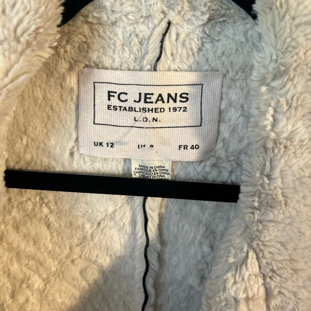 FC Jeans Black Bomber Vest, Faux Fur Lined, Size 8 - Image 2