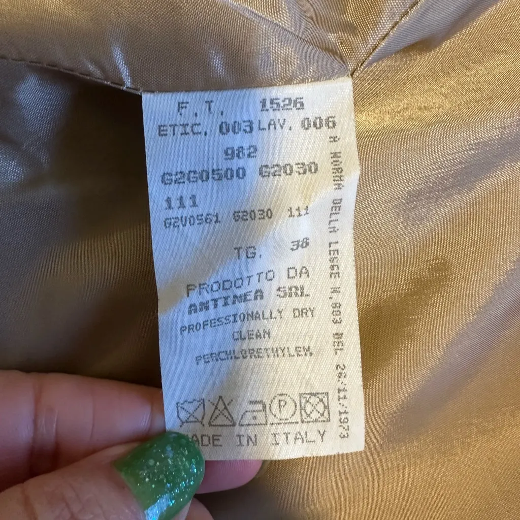 Vintage Emporio Armani Double-Breasted Blazer - Beige - size 38/XS - Image 4