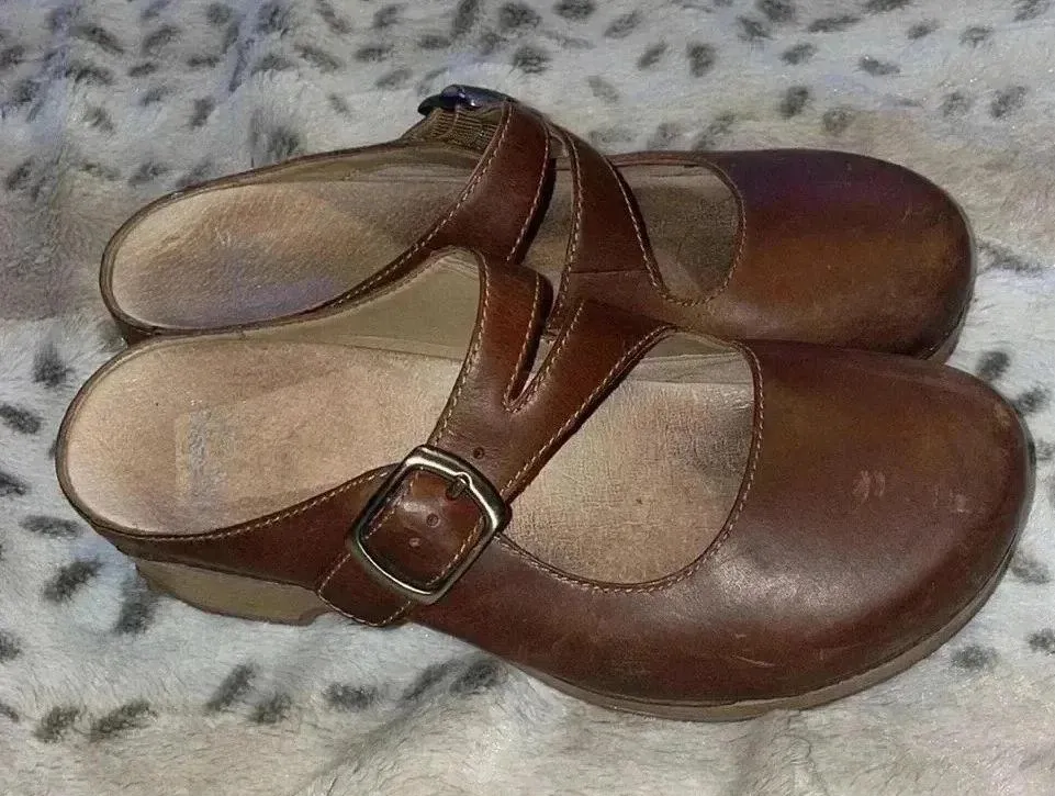 Dansko  Nursing Clogs - Image 4