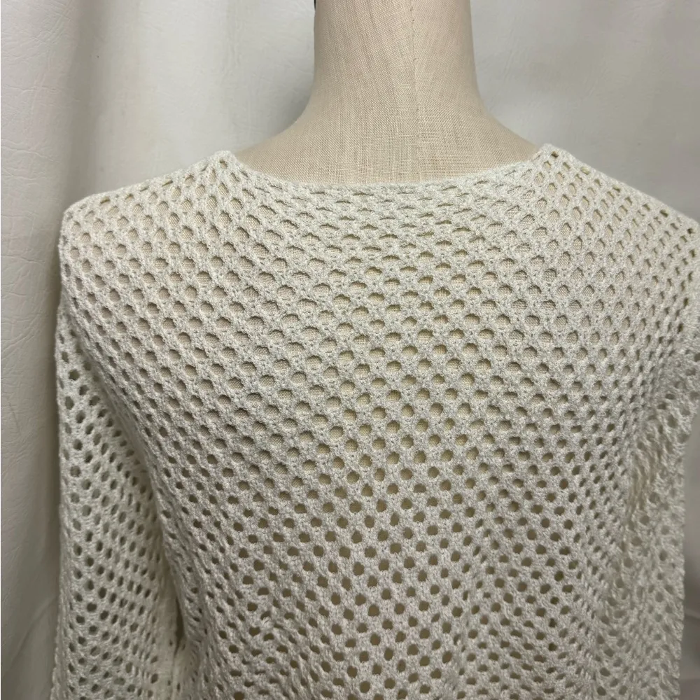 White Crochet Knit Sweater swim cover up crop long sleeve large NWT - Image 5