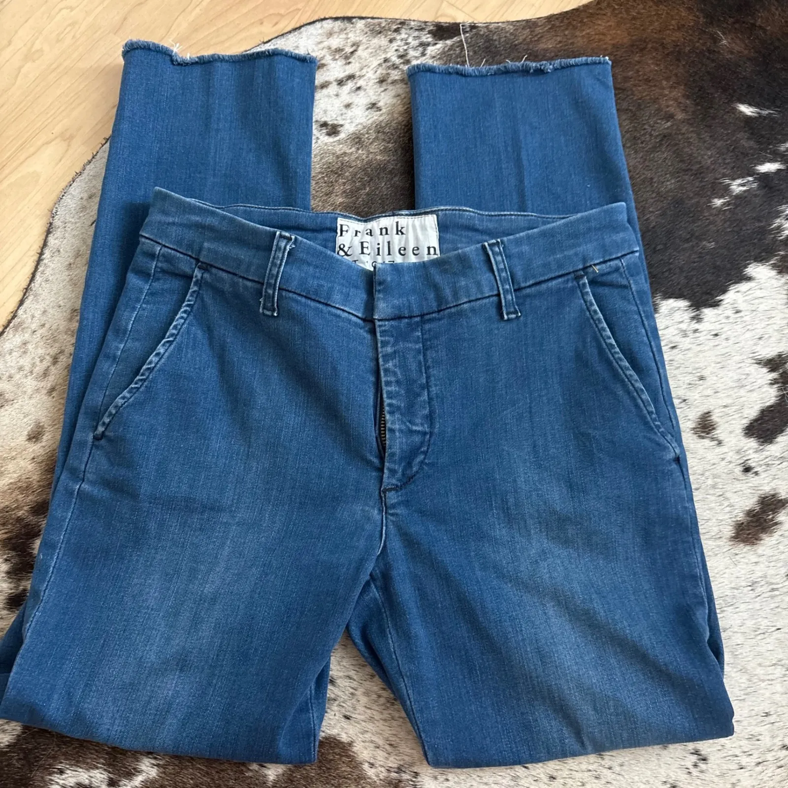 FRANK & EILEEN Wicklow Italian Chino
Performance Denim Blue 1977 Wash Size 2 - Image 3