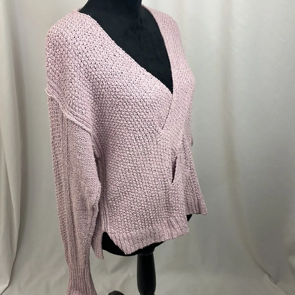 Free People lavender purple loose knit long sleeve sweater woman’s size small - Image 8