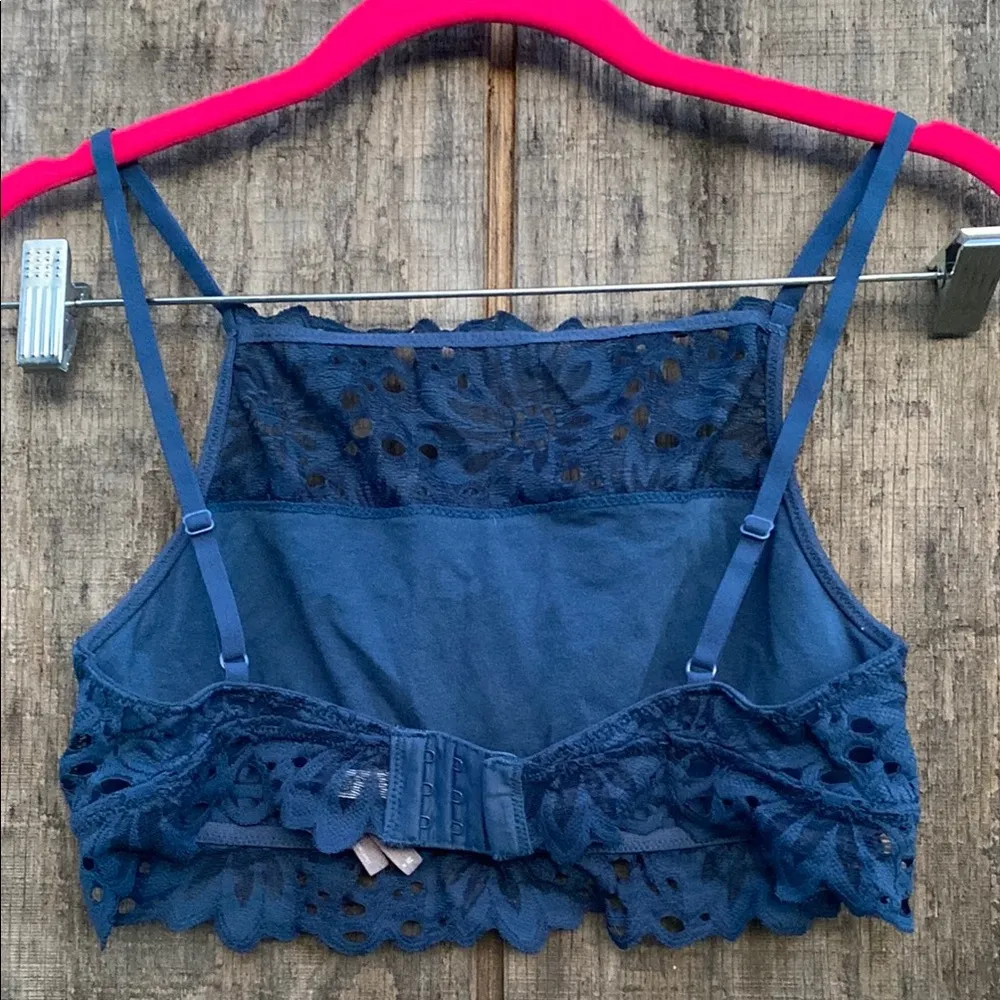 Aerie Blue Elegant Lace Bralette Size Medium Halter - Image 2