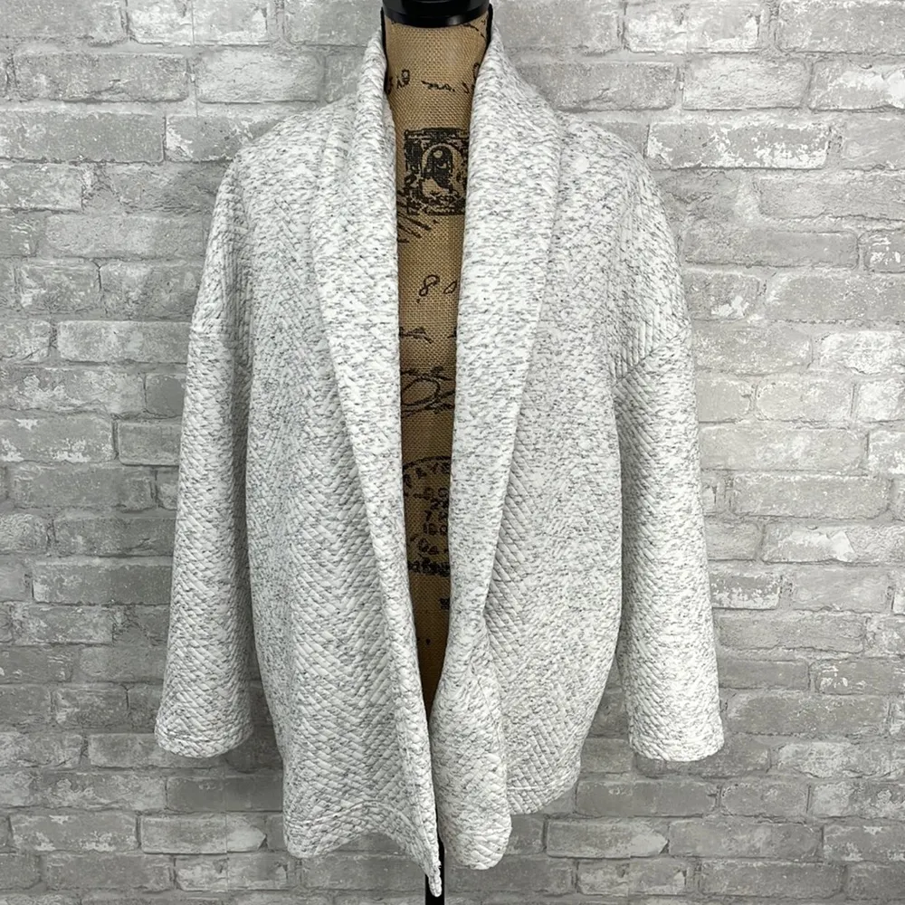 Fabletics Vanessa Quilted Cardigan Jacket - Image 2