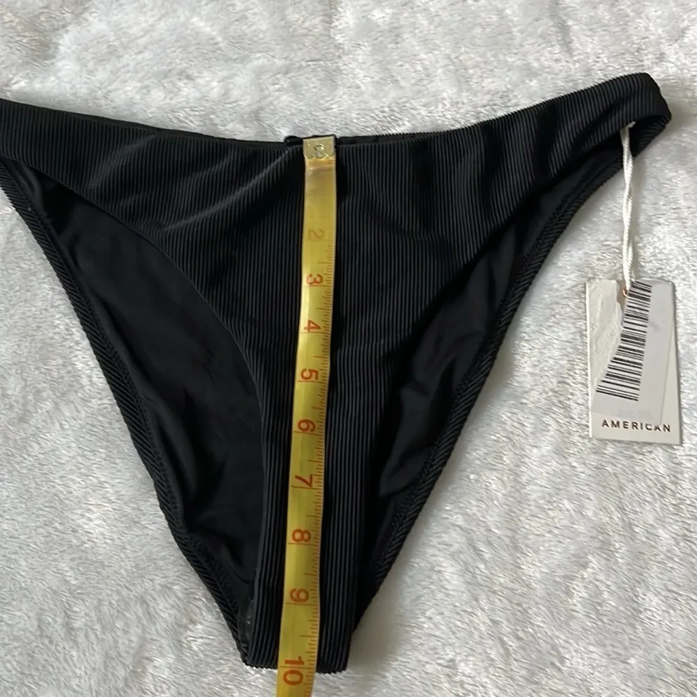 New Good American Women’s Better Bikini Bottoms in black size Large - Image 4