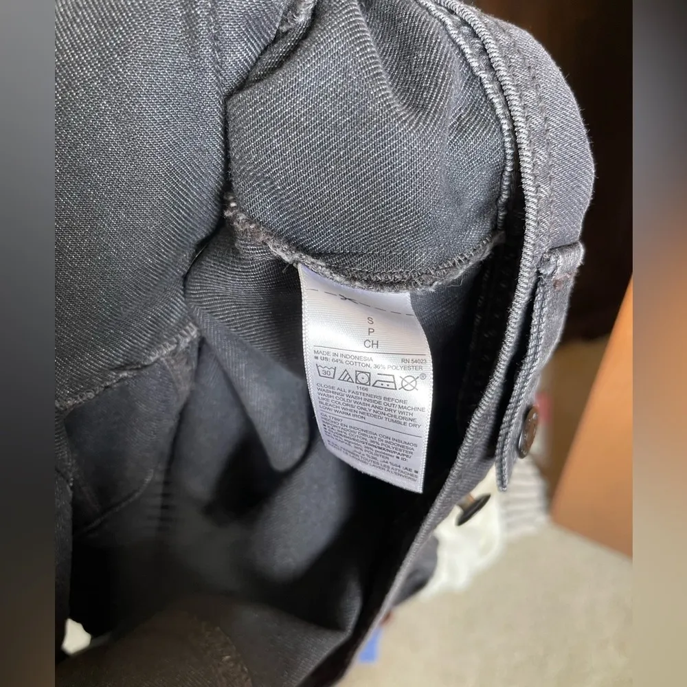 Old Navy  Denim Jacket - Image 4