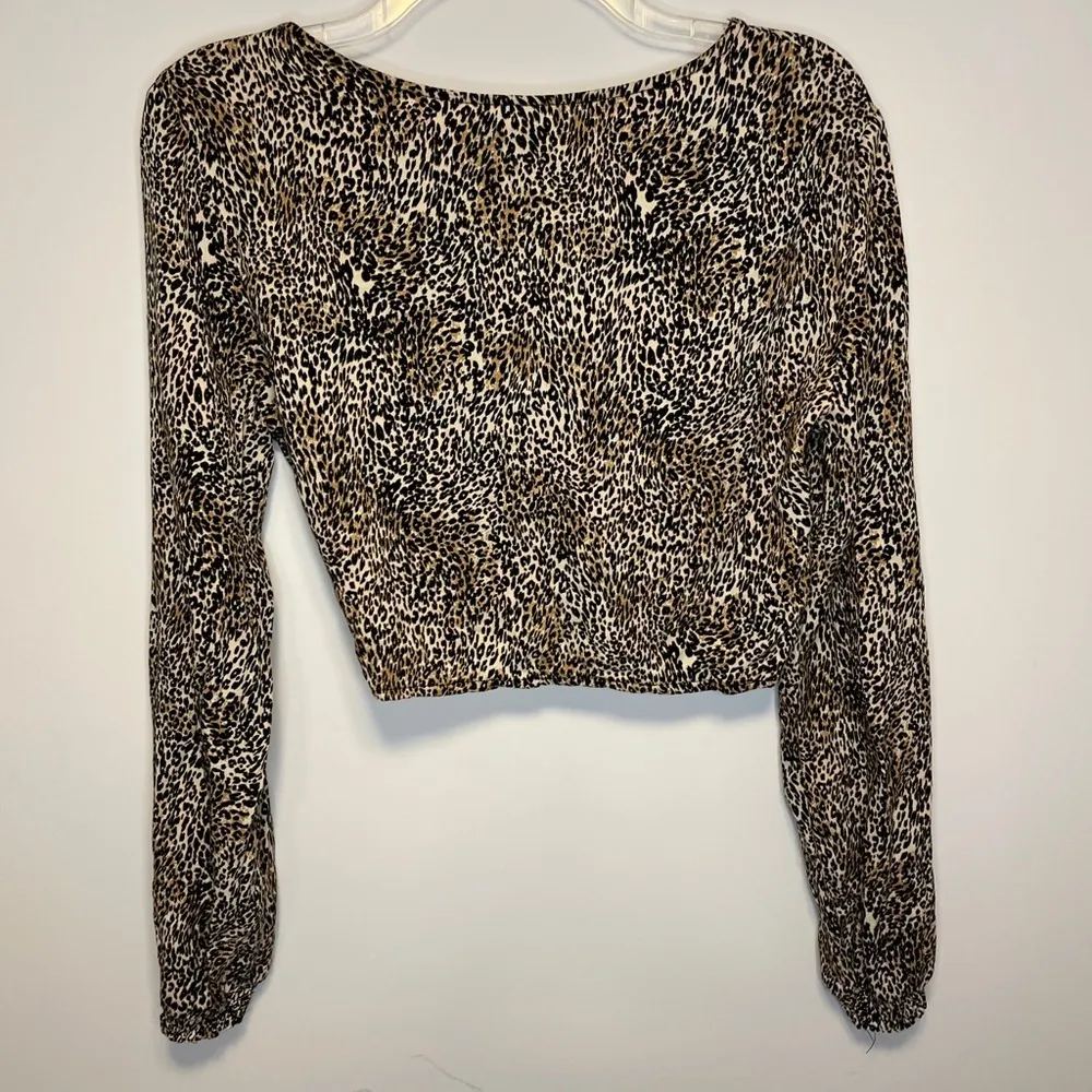 Urban Outfitters | Cheetah Twist Front Crop Top - Image 5