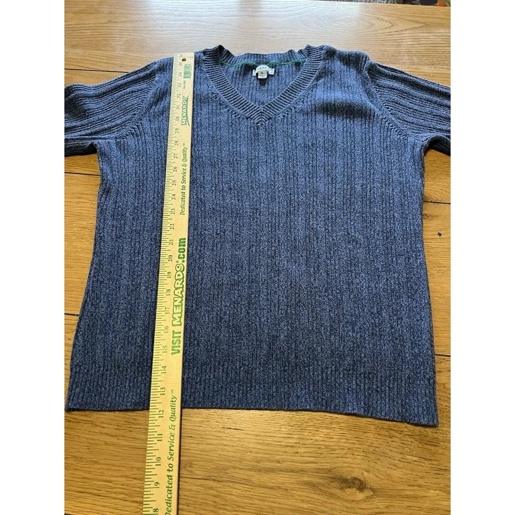 IZOD Women's Long Sleeve Blue V Neck Sweater Size XL Preppy Designer Classic - Image 4