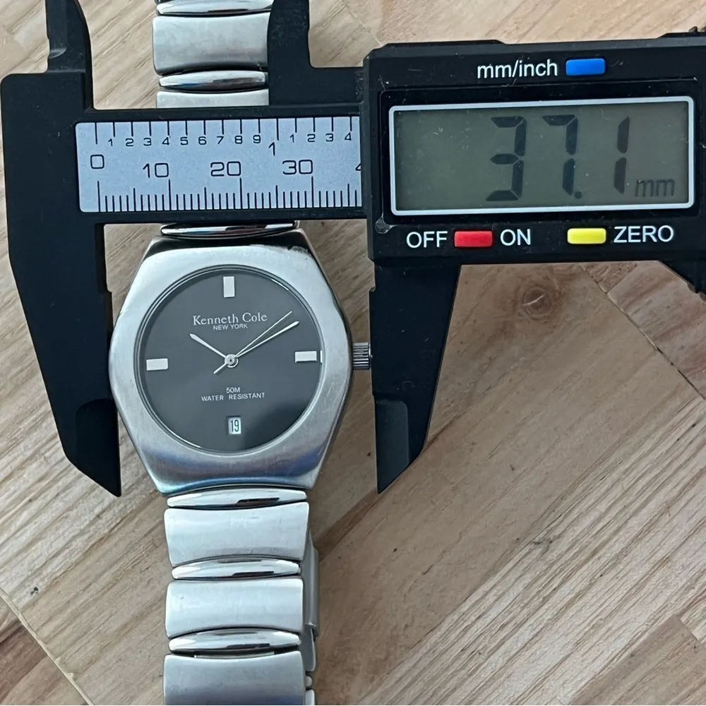 Kenneth Cole New York Watch Stainless Bracelet Gray Metallic Dial Date Window - Image 12