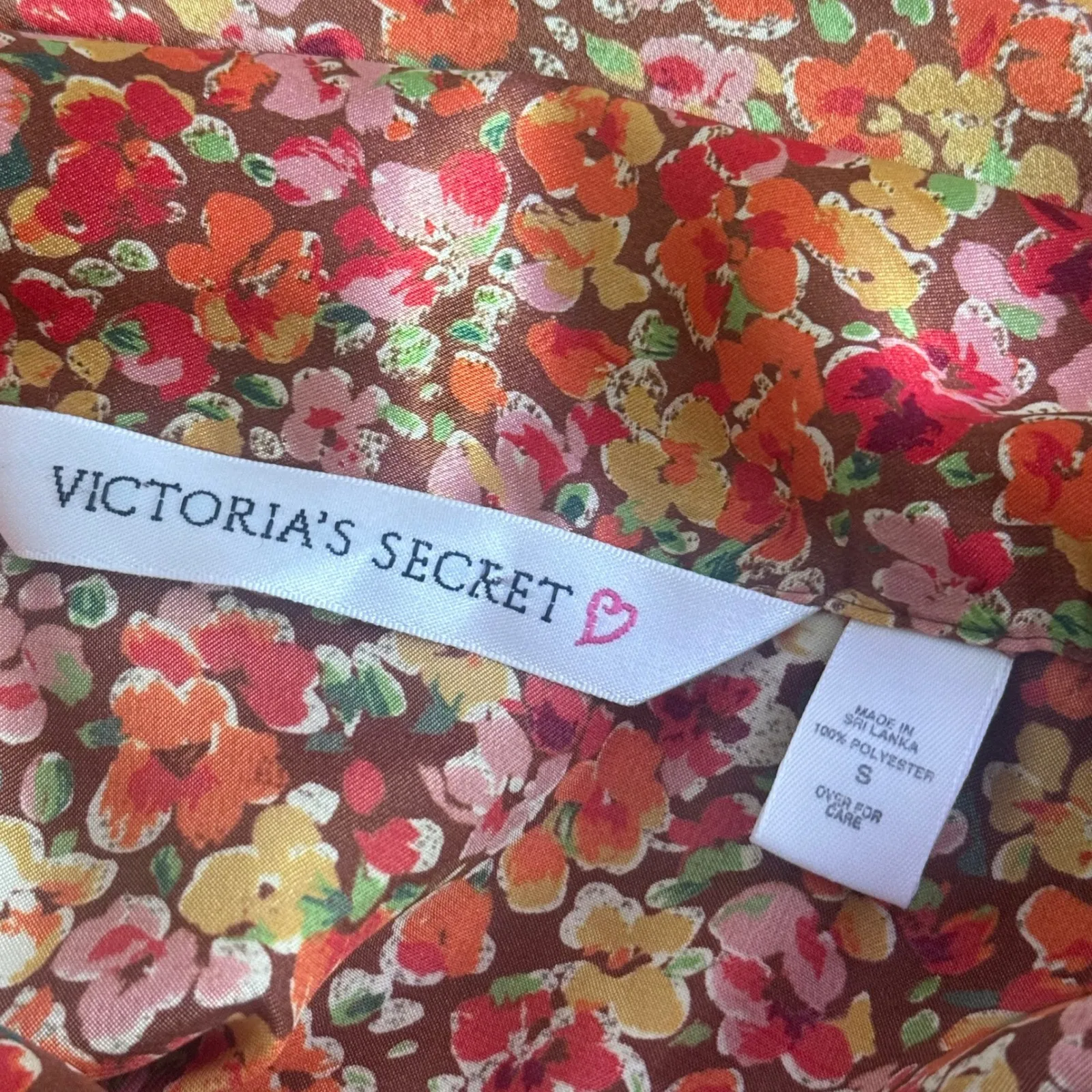 Victoria's Secret 90s Ditsy Floral Print Satin Sleepshirt Loungewear Size Small - Image 4