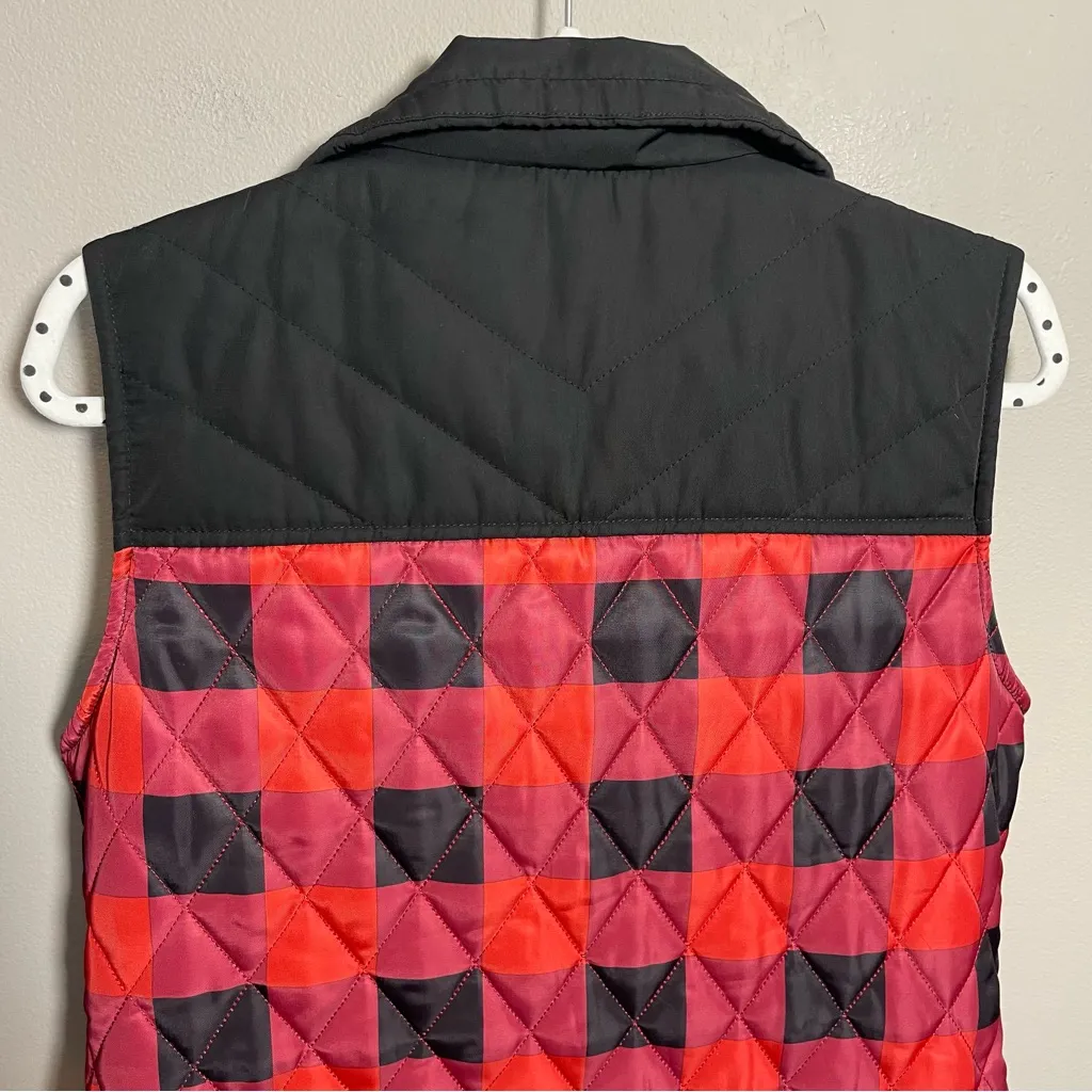 Charlie Paige Zip Vest Buffalo plaid Checkered black red quilted puffer - Image 3