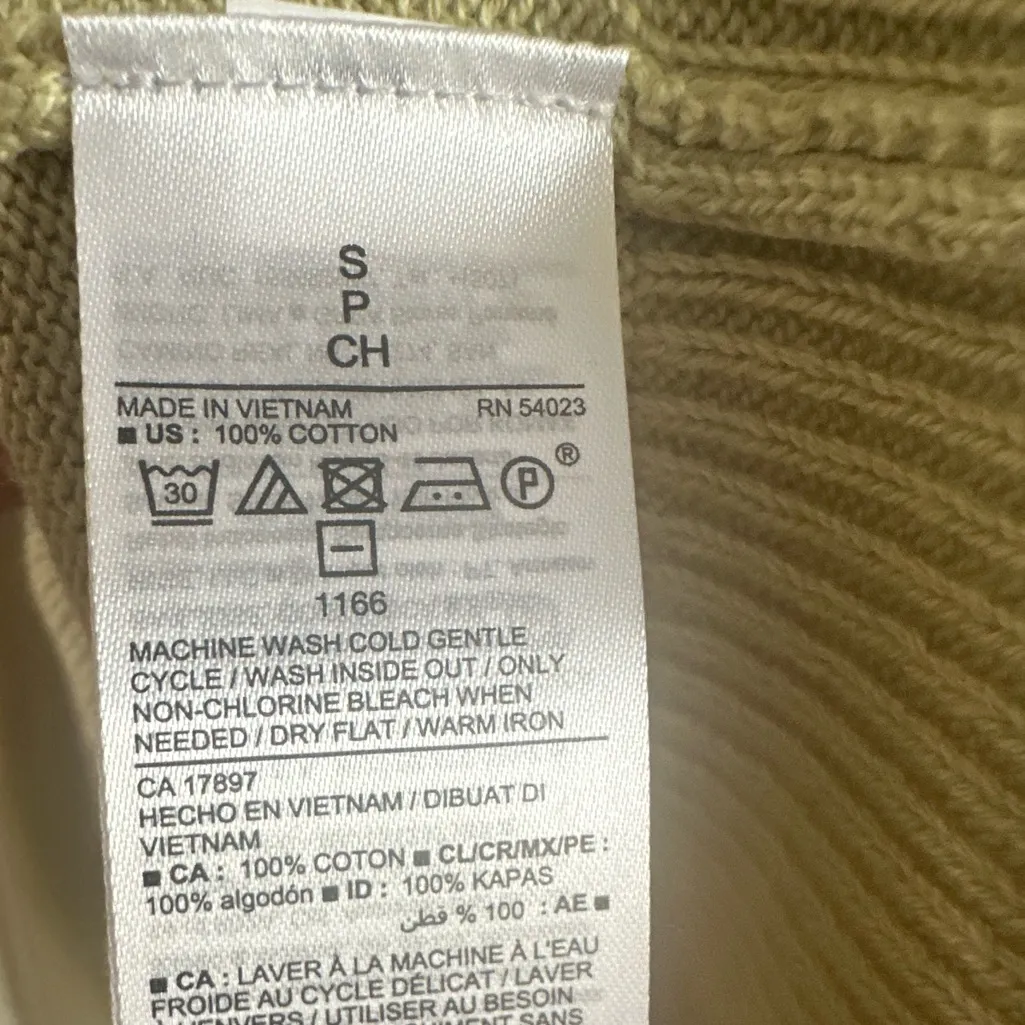 OLD NAVY Light Green Turtleneck Sweater. - Image 11