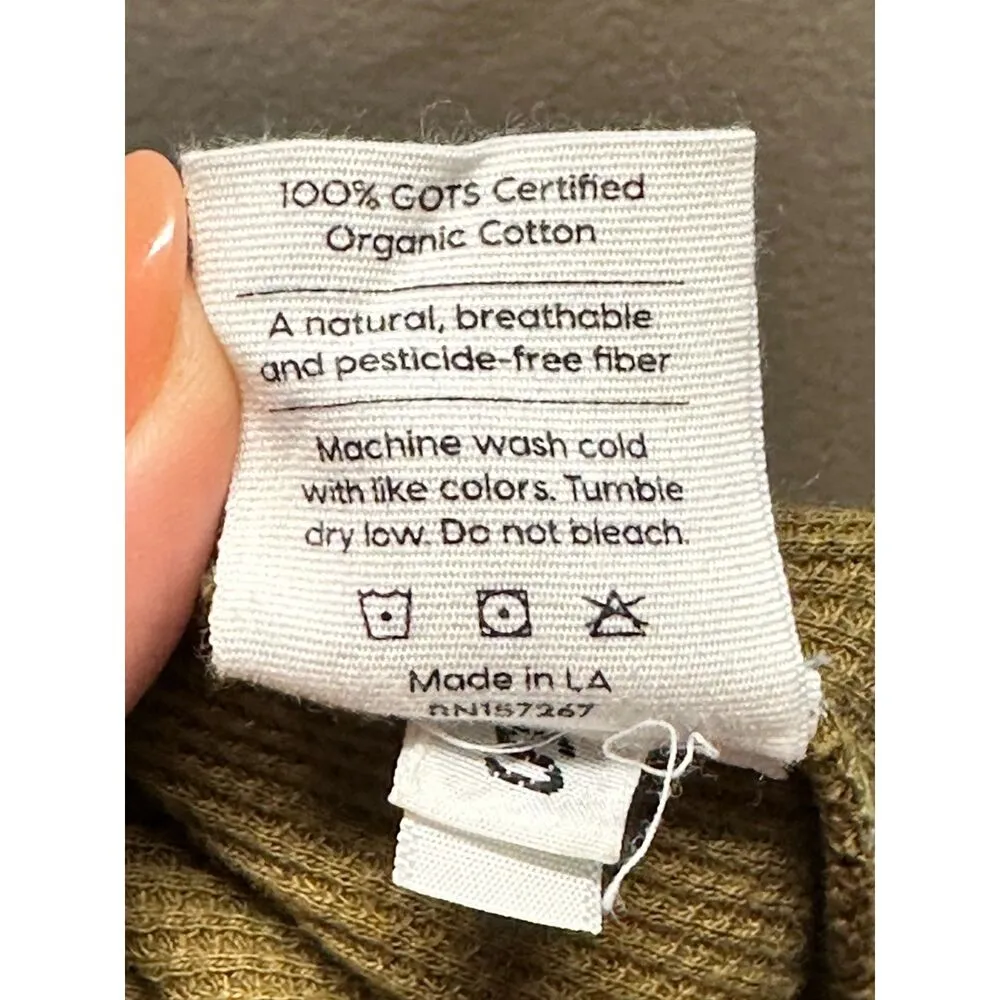 NWOT Mate Women's Size Small Olive Green Crew Neck Tee & Wide Leg Pants Set EUC - Image 4