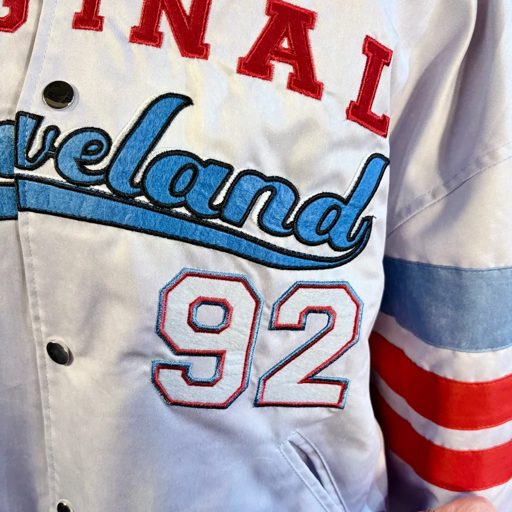 NWT PrettyLittleThing Blue Slogan Satin Varsity Bomber Jacket Sz Large 💚 - Image 3