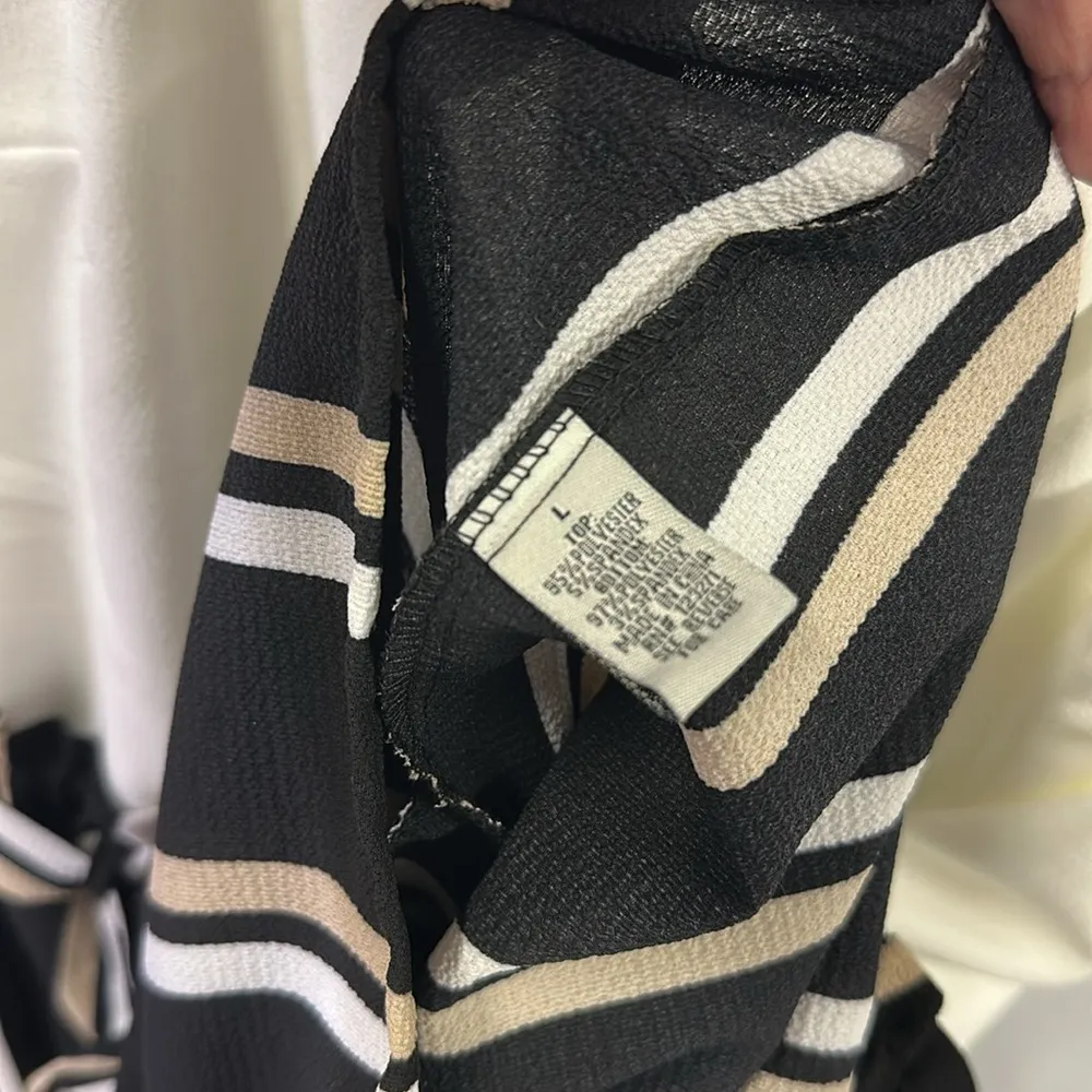 J for Justify Striped Lagenlook Shorts Romper with Pockets and Tie Belt Womens L Black Size L - Image 14