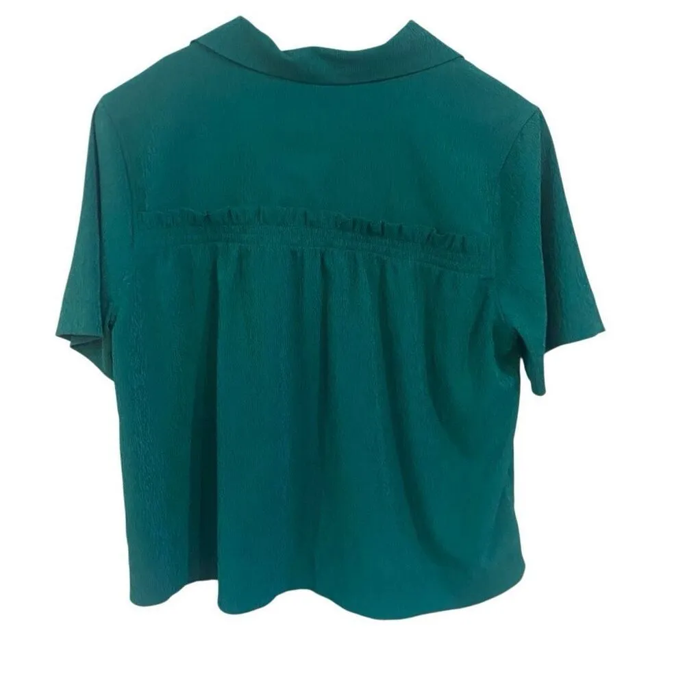 Athleta echo top collared button up short sleeve shirt, size, small green ruffle - Image 3