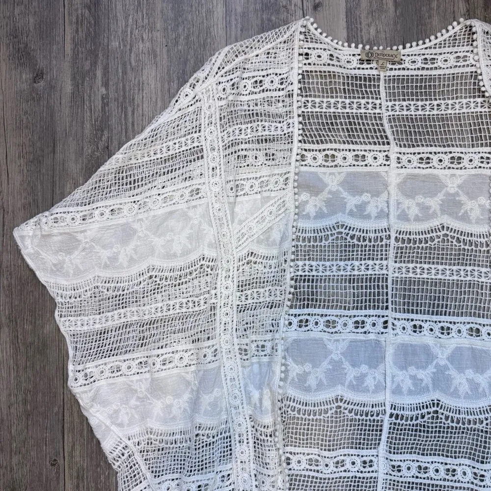 Democracy Ivory Crochet Lace Kimono Size Large - Image 8