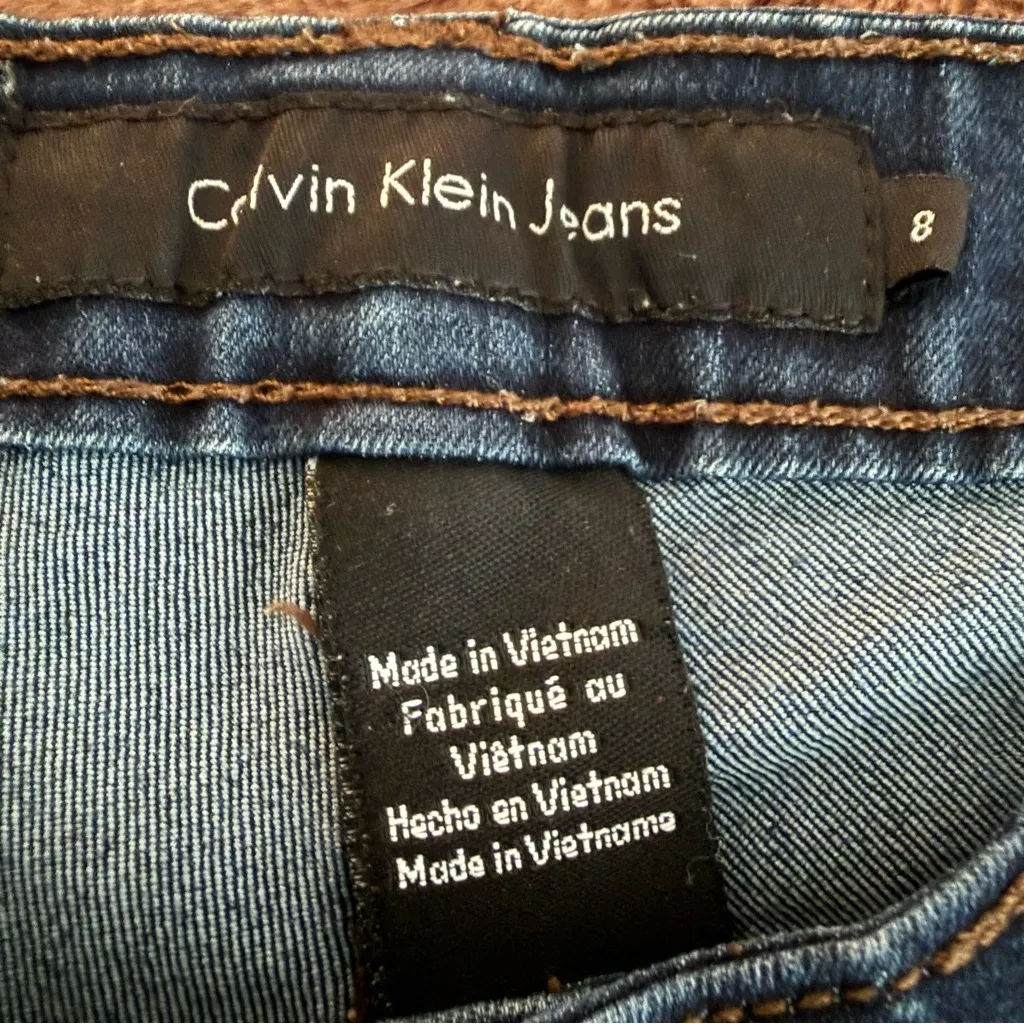 Calvin Klein Dark Wash Straight Leg Mid Rise Blue Jeans Size 8 - Image 3