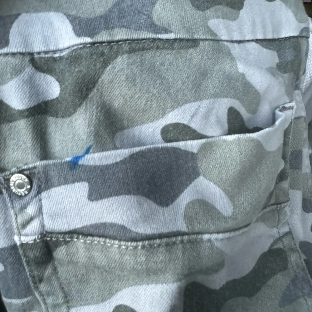 Rock & Republic Fever Camo Leggings Pants Womens size 6 - Image 10