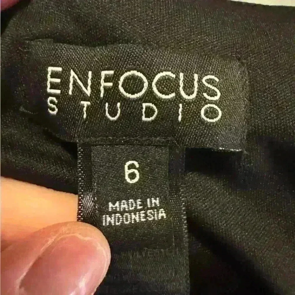 Women’s Black Enfocus Studio Lace Dress - Image 5