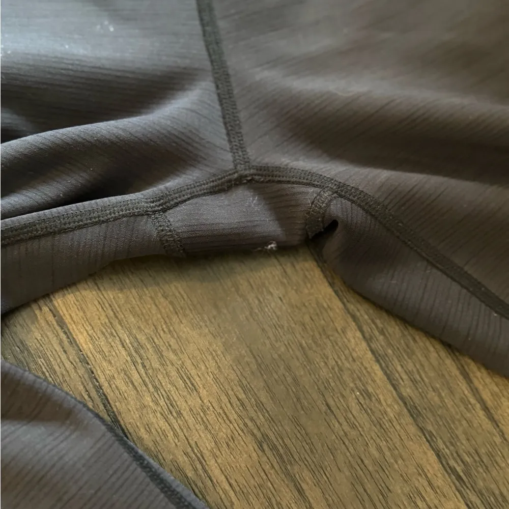 Sweaty Betty Black  Leggings the super sculpt - Image 4