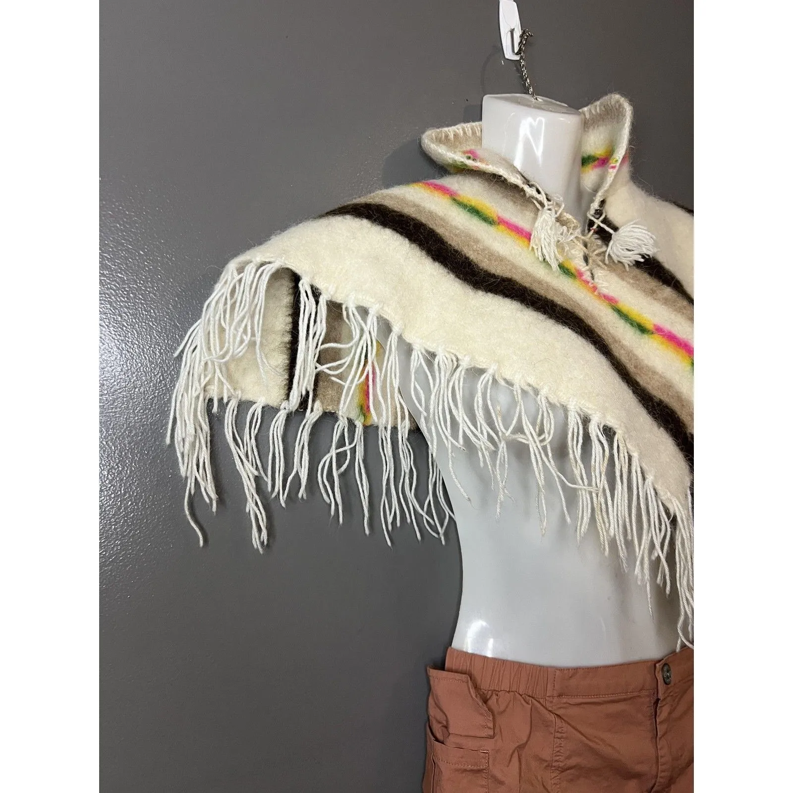 Vintage Wool Poncho Womens Small Southwestern Striped Fringed Collar 80s - Image 2