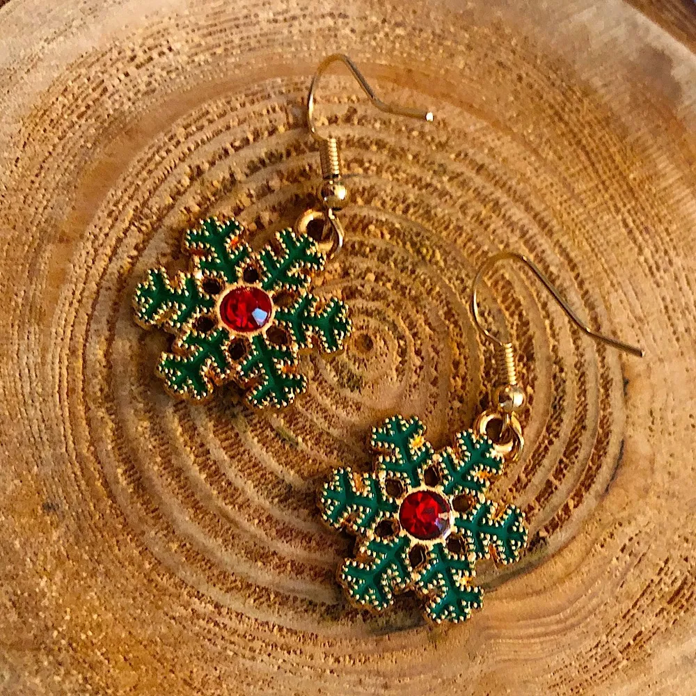 Christmas snowflake dangle hook earrings colorful - Image 4