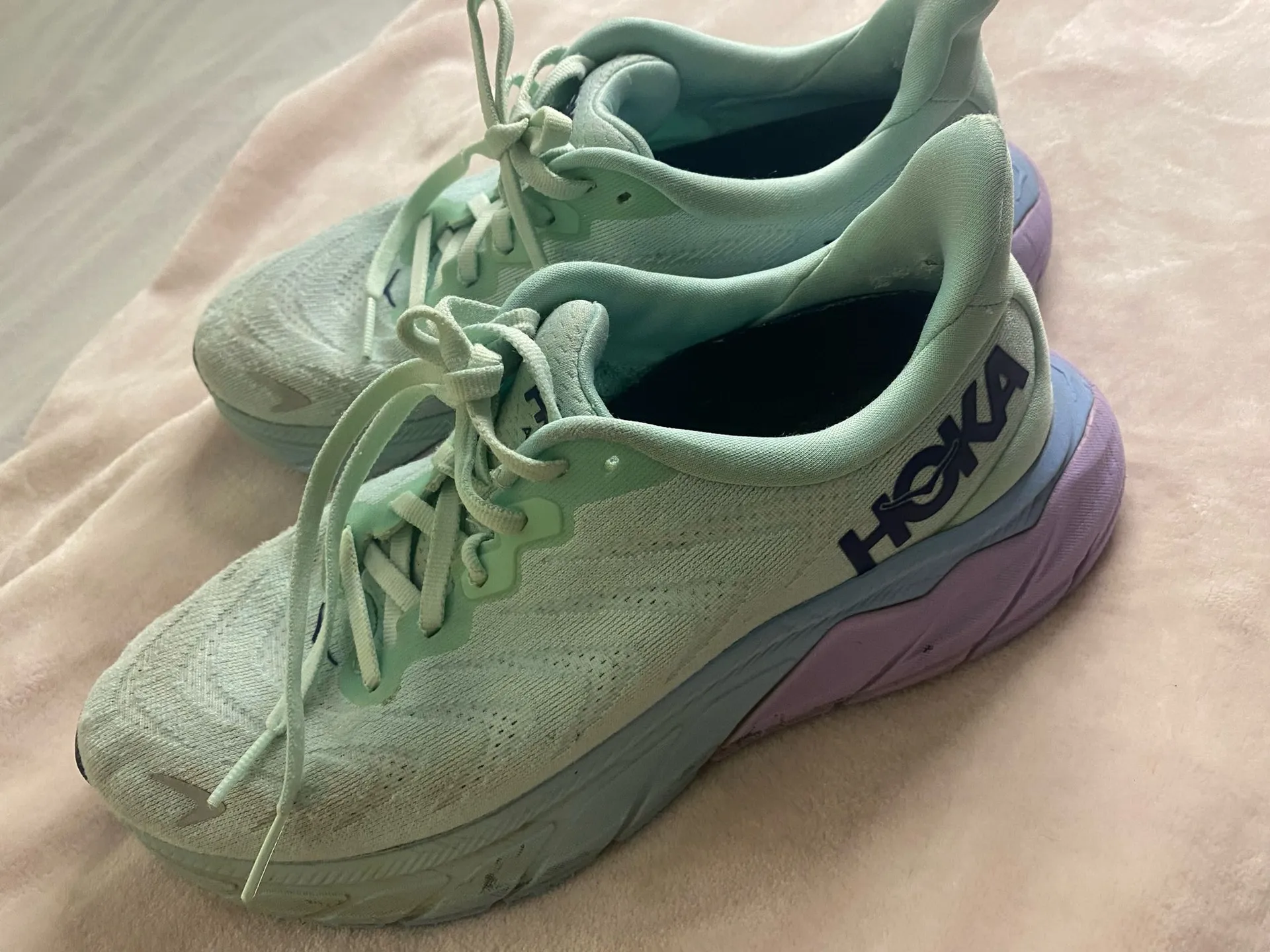 Hoka One One Women’s Arahi 6  SOLM Green Running Shoes Sneakers Size 7 - Image 4