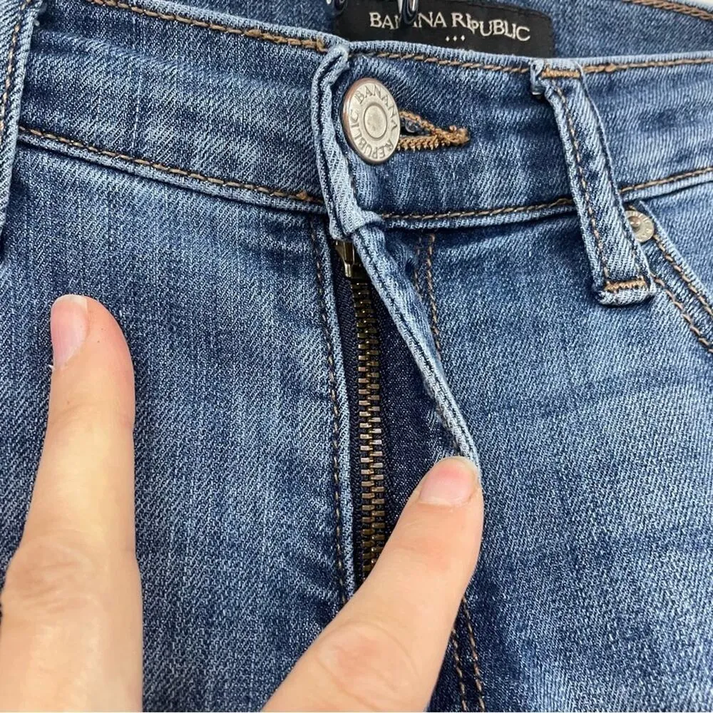 Banana Republic Blue Skinny Fit Mid Rise Medium Wash Jeans Womens 26 Denim Fall - Image 5