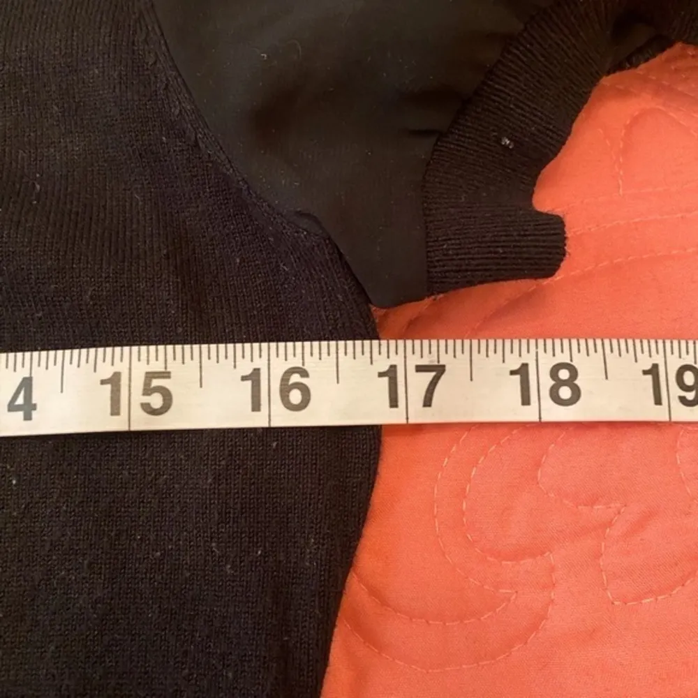 WHITE HOUSE BLACK MARKET| Black Short Chiffon Sleeve Sweater. Size S - Image 10