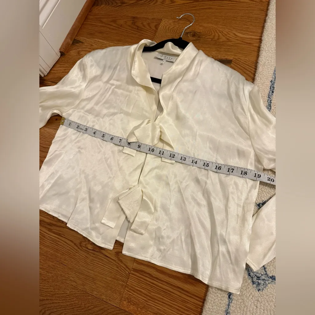 WAYF Ivory Cream Top Blouse Bows Size Small *Flaws* - Image 9