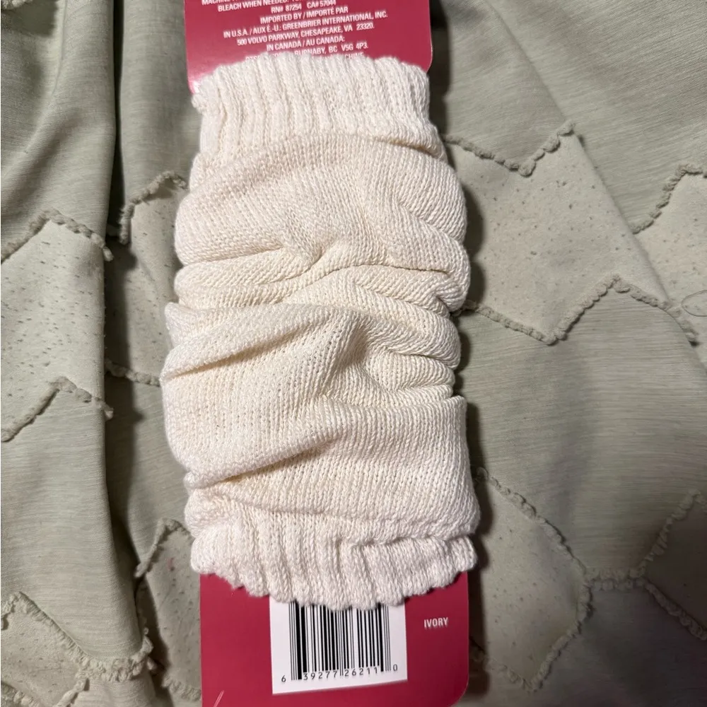 Juncture Women's knit Cream Leg Warmers - Image 2